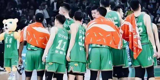 摩洛哥瓦赫达冲击冠军，锋线磨合进入关键期的简单介绍