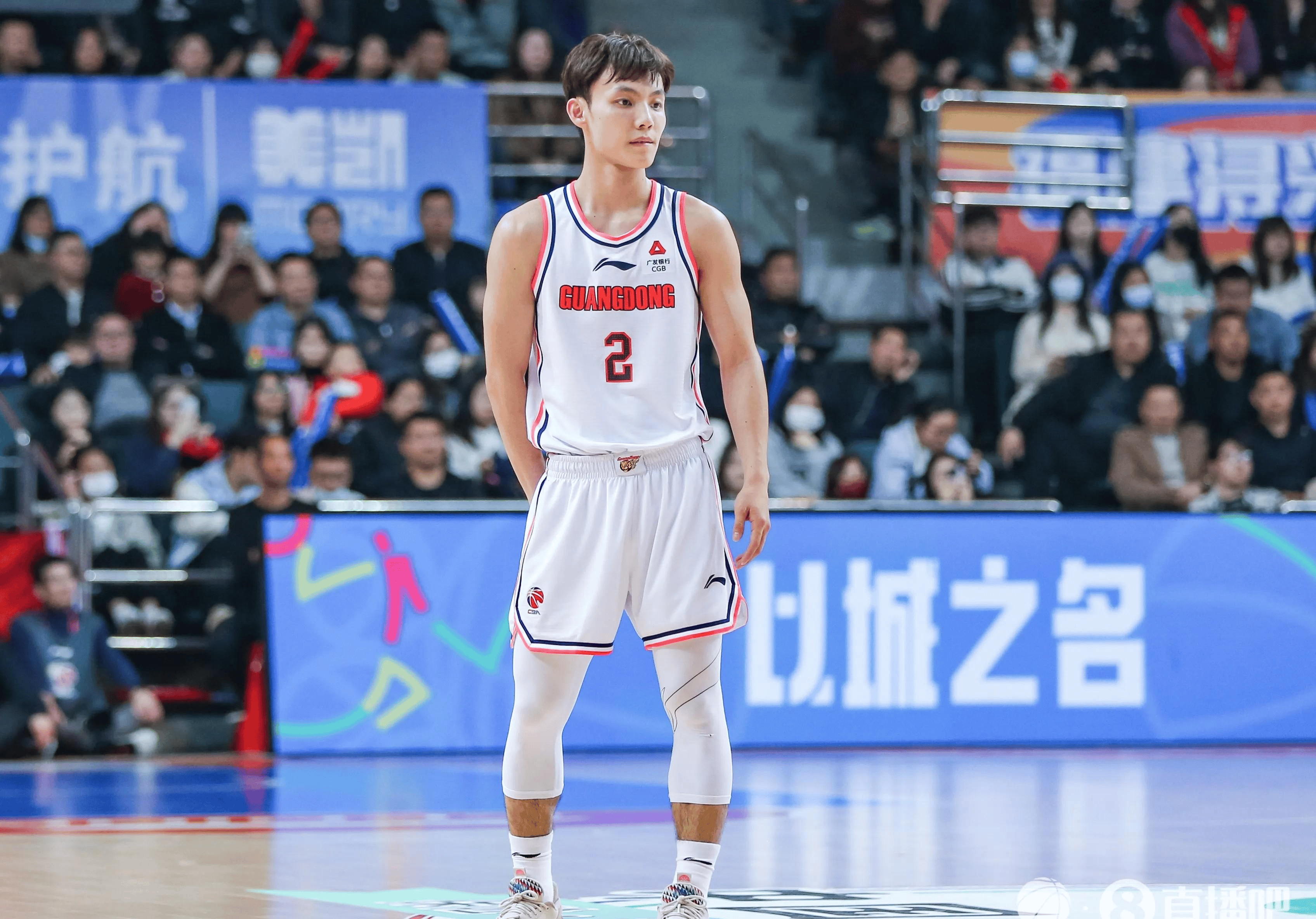 包含赵继伟17分辽宁胜宁波贺希宁38分深圳胜新疆的词条