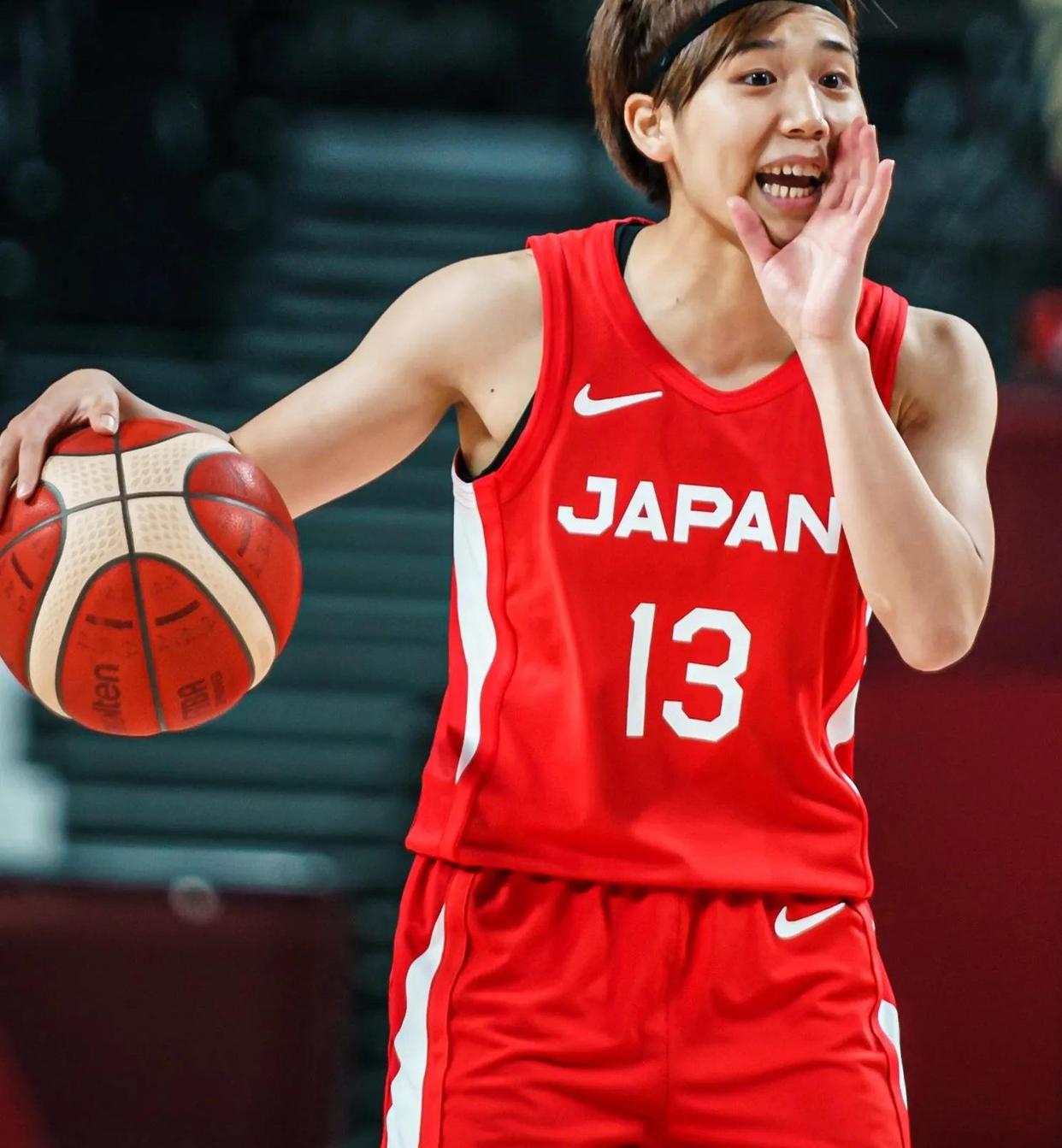 中国女篮横扫日本锁定优势，日帅放豪言引争议，亚洲杯7的简单介绍